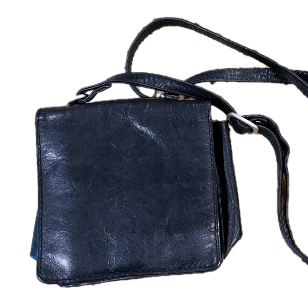 Black Leather Crossbody Fold Over Zipper Pockets Card ID Holder